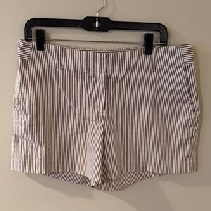 5/$25!! Ann Taylor Tan/Navy Shorts with Pinstripes